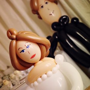 balloons-wedding-bride